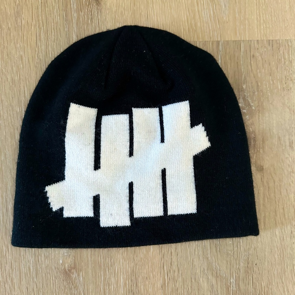 Undefeated Skullcap beanie